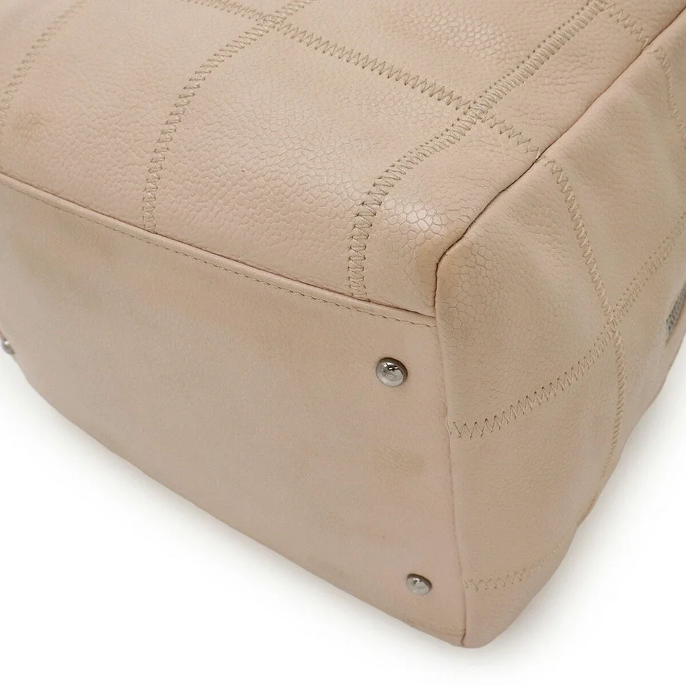 CHANEL Cream Caviar Leather Shoulder Bag